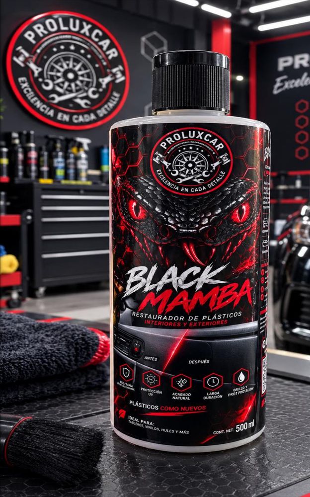 Restaurador de Plásticos Black Mamba (crema) de Proluxcar, 500 ml